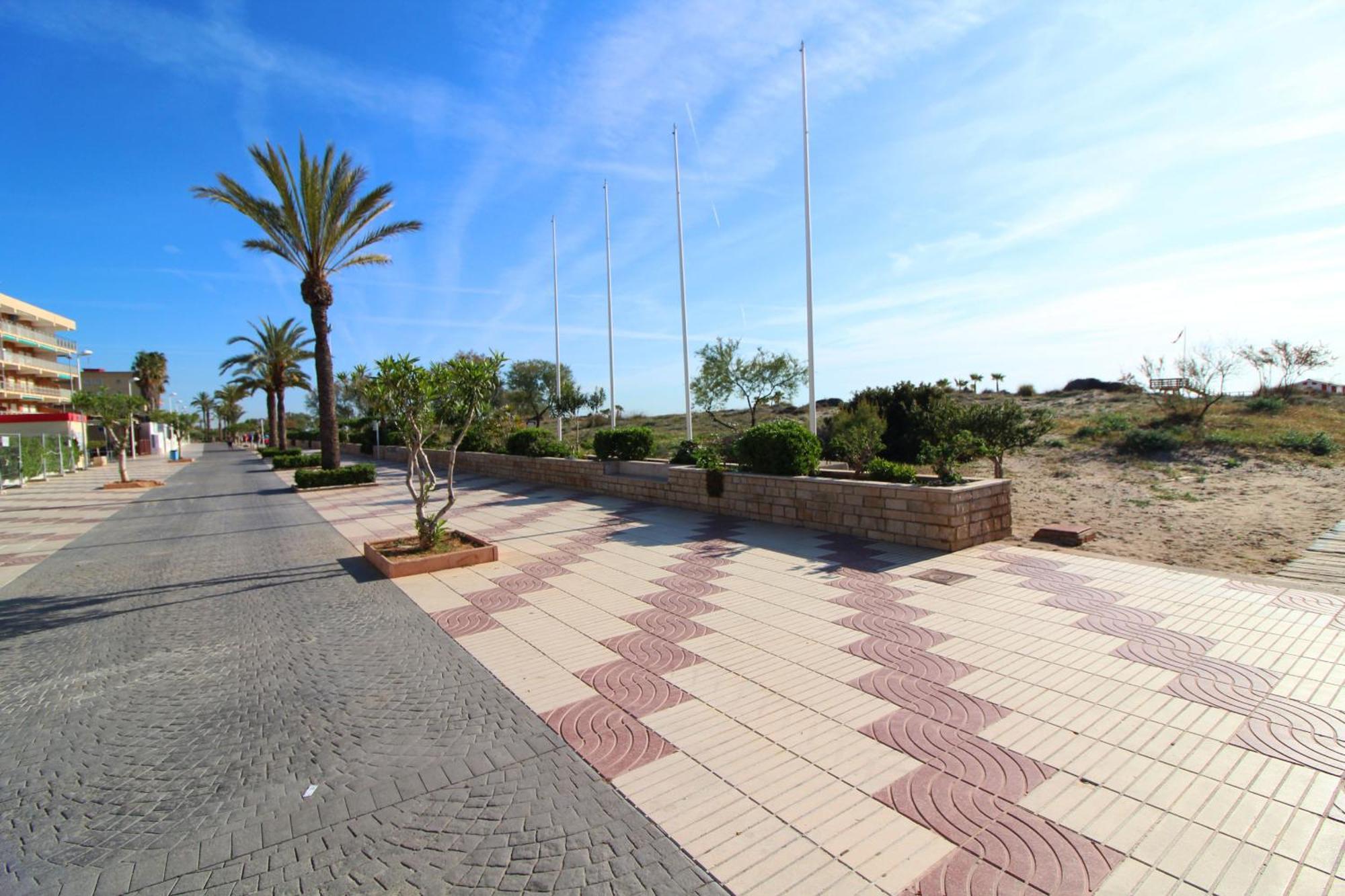 Global Properties, Apartamento Con Terraza Y Vistas Al Mar Y A La Montana Canet d'En Berenguer Екстериор снимка