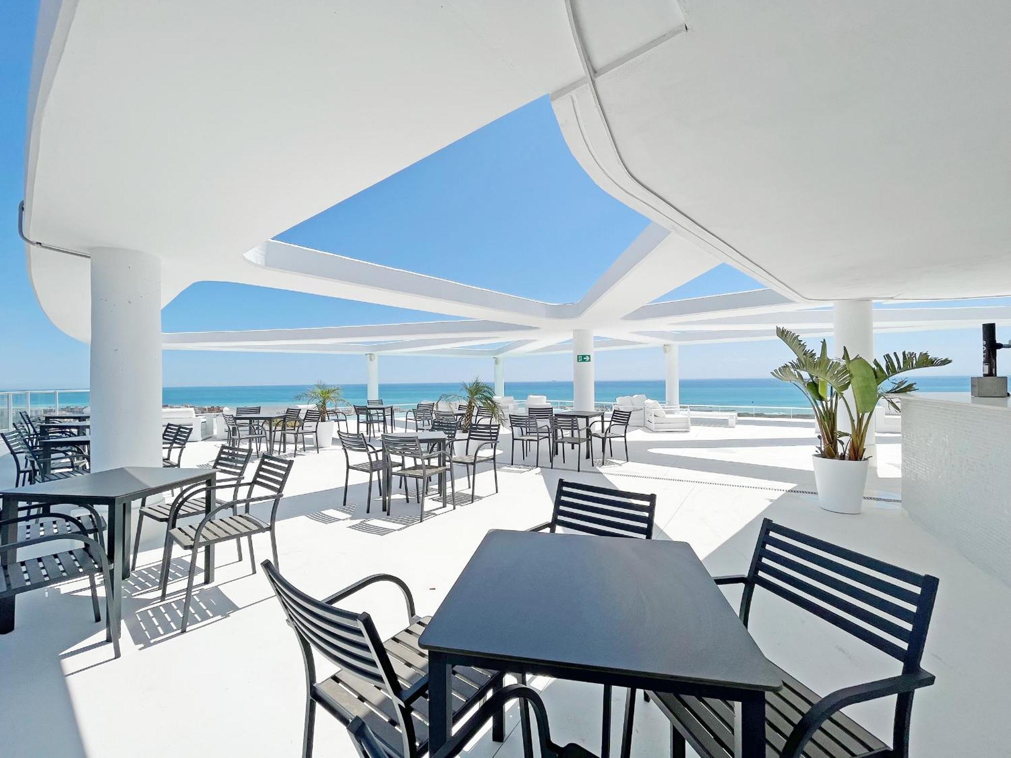 Global Properties, Apartamento Con Terraza Y Vistas Al Mar Y A La Montana Canet d'En Berenguer Екстериор снимка